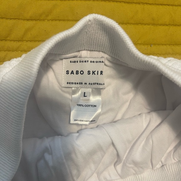 Sabo Skirt Gigi Top & Gigi Shorts size Large - Picture 8 of 10